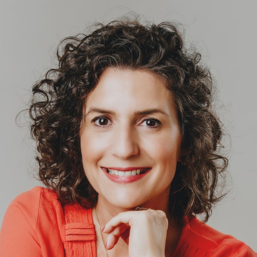 Ieda Agnoletto, psicoterapeuta com foco em trauma e apego, em Florianópolis